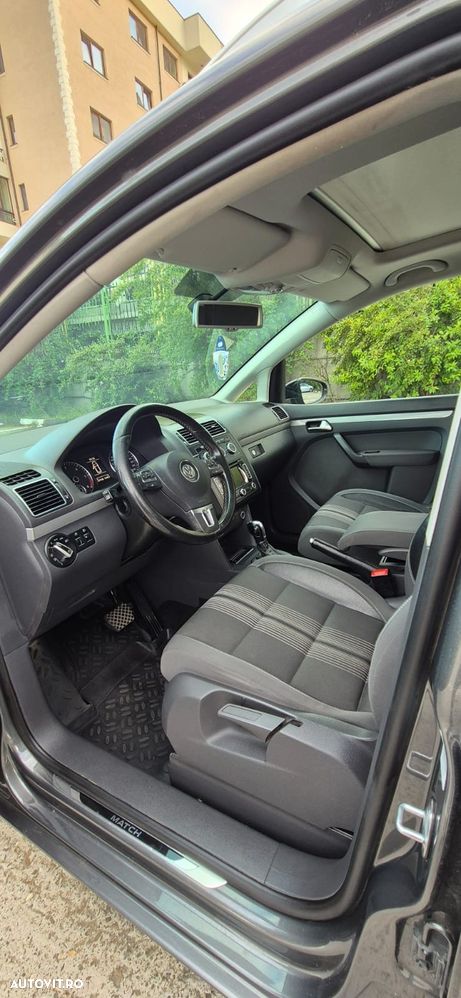 Volkswagen Touran 2.0 TDI DPF DSG MATCH - 15