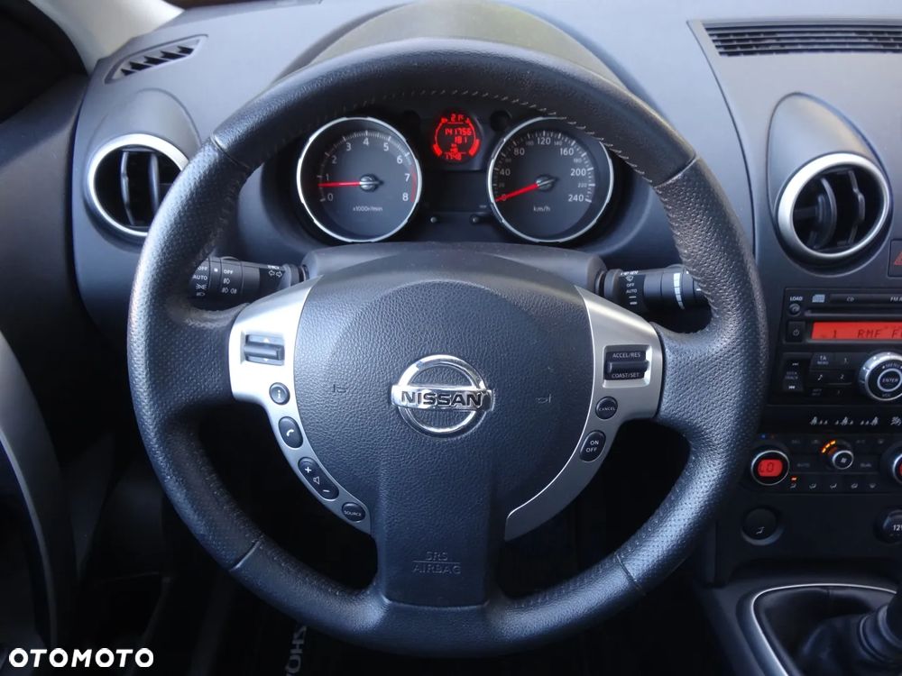 Nissan Qashqai+2 2.0 Tekna - 28