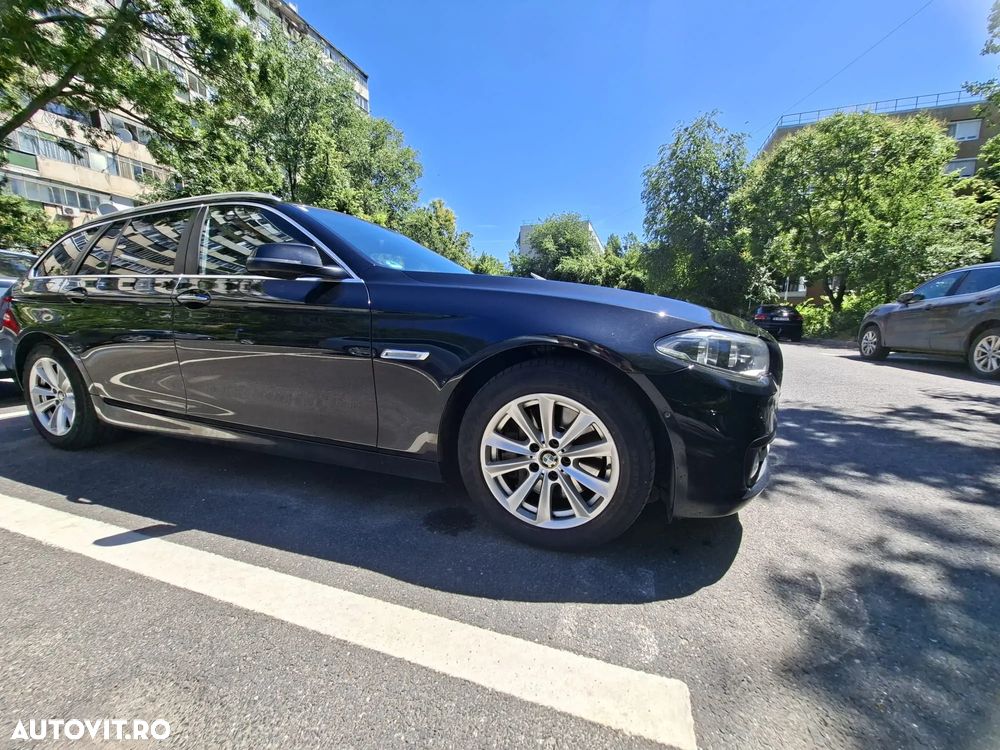 BMW Seria 5 525d xDrive - 2