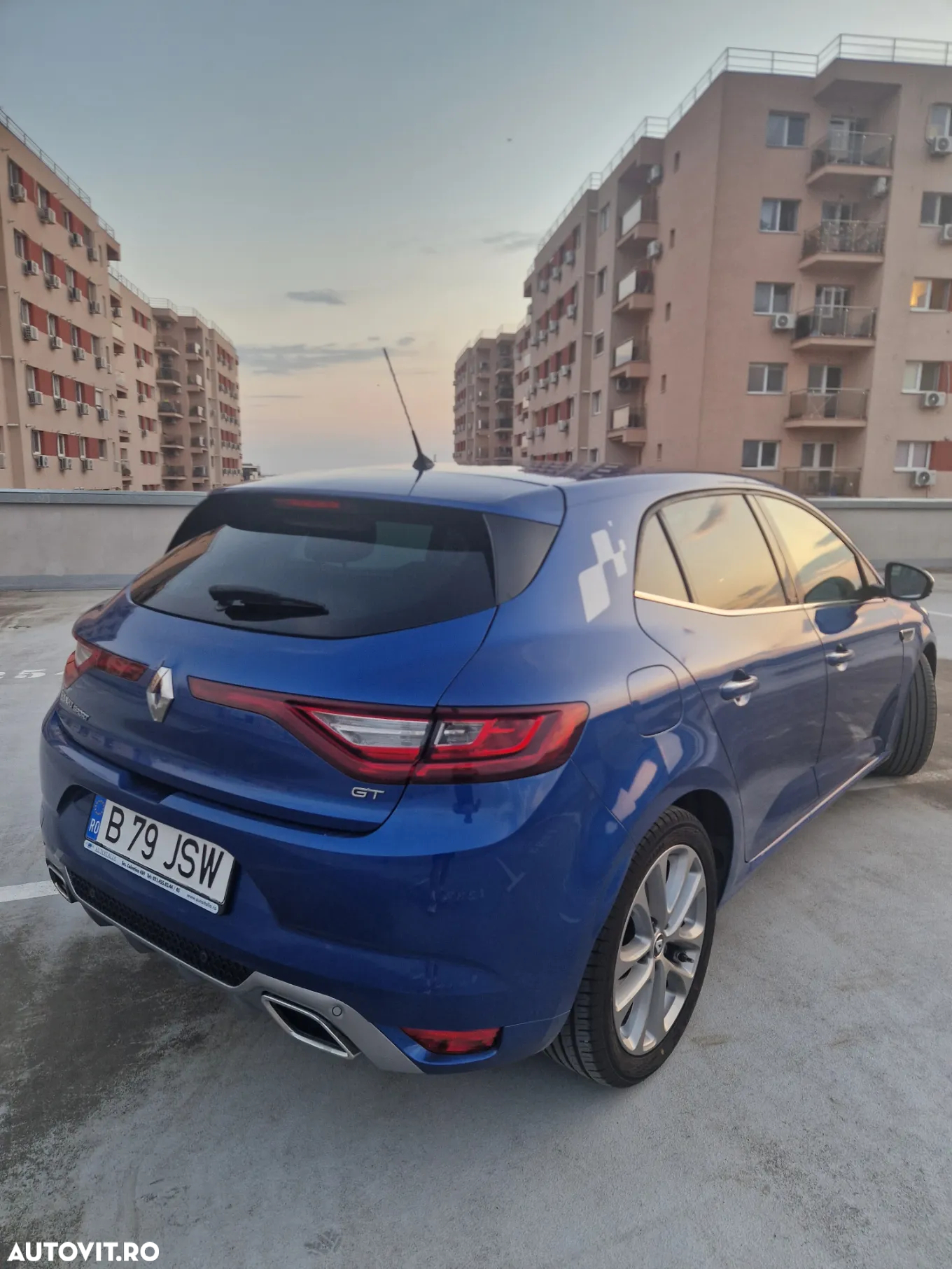 Renault Megane ENERGY TCe EDC GT - 15