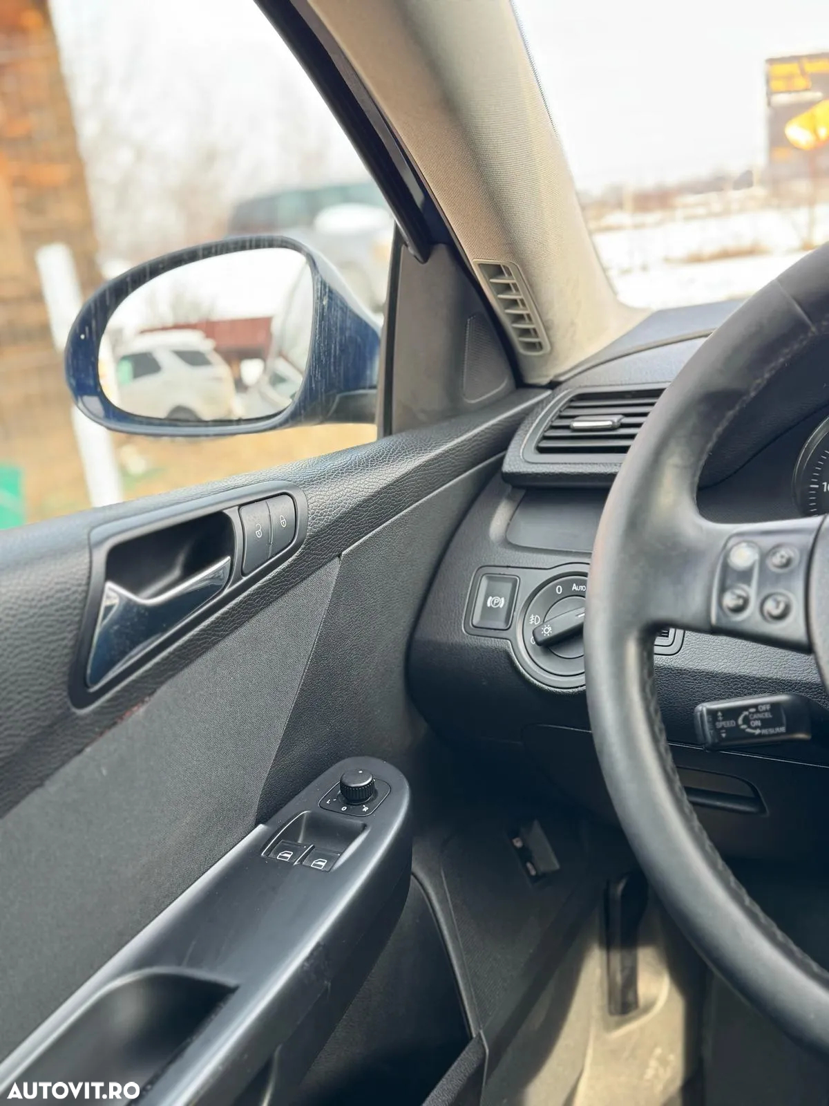 Volkswagen Passat Variant 2.0 TDI DPF DSG Individual - 11