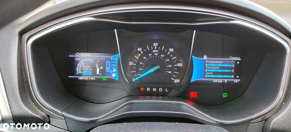 Ford Mondeo 2.0 Hybrid CVT - 14