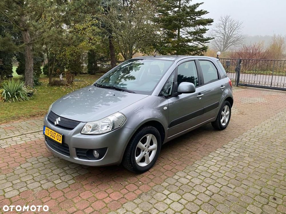 Suzuki SX4 1.6 GS / Premium - 1