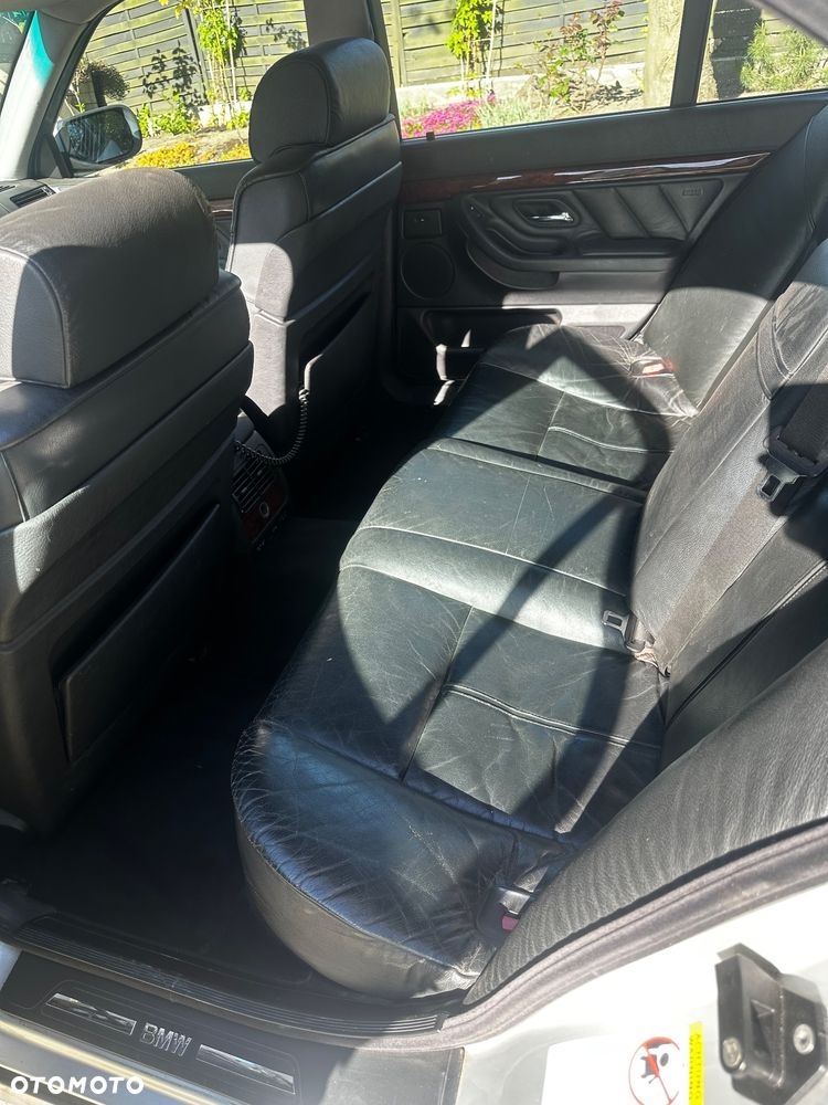BMW Seria 7 - 13