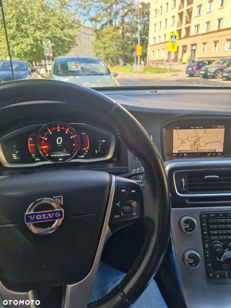 Volvo V60 Cross Country T5 Geartronic Momentum - 12