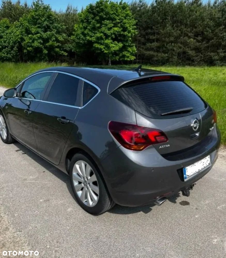 Opel Astra 1.4 T Cosmo - 15