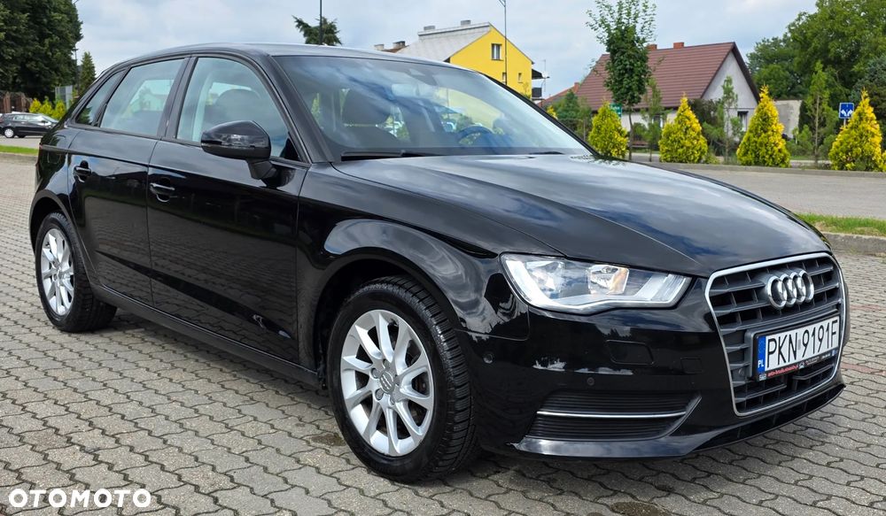 Audi A3 Sportback 1.6 TDI (clean diesel) S tronic Attraction - 4