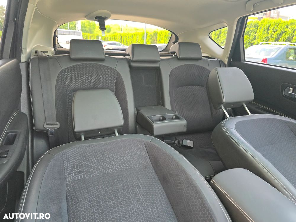 Nissan Qashqai 1.6 DCI TEKNA - 9