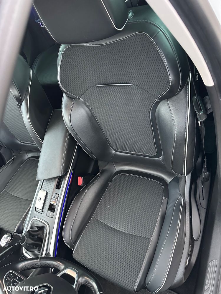 Renault Megane ENERGY dCi 130 BOSE EDITION - 25