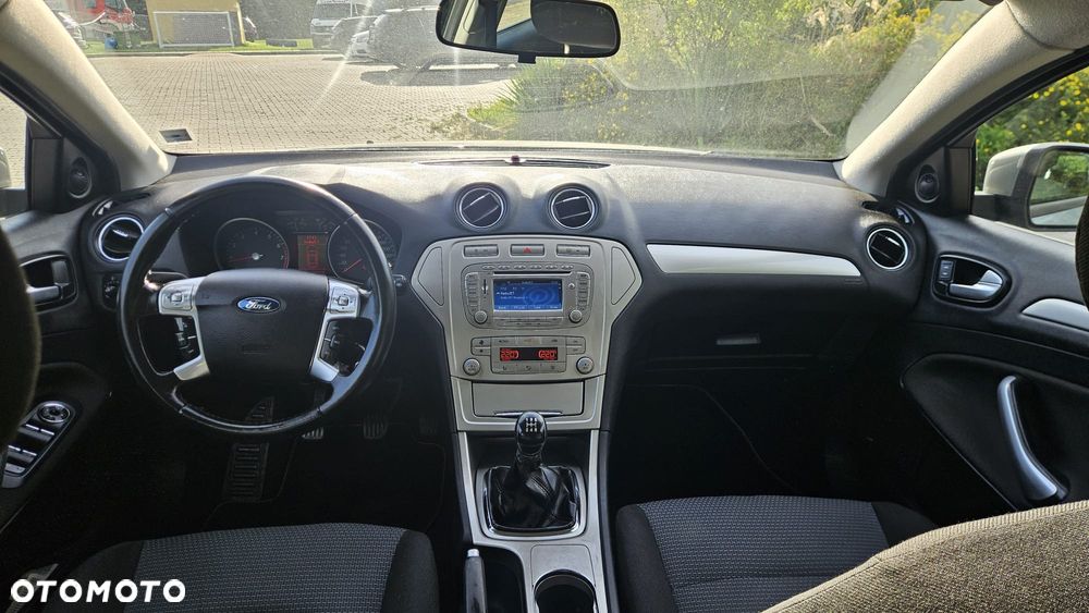 Ford Mondeo 2.0 Trend - 7