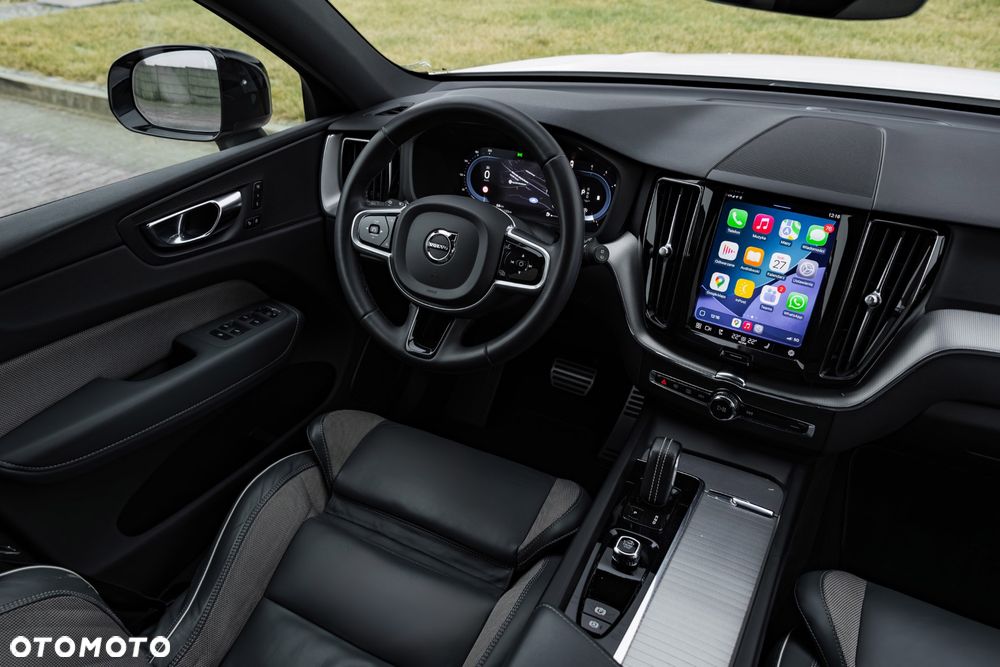 Volvo XC 60 B4 D Ultimate Dark - 24