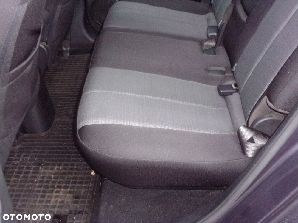 Kia Venga 1.4 S - 19