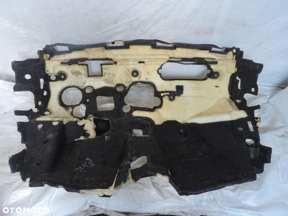 WYGŁUSZENIE ŚCIANY GRODZIOWEJ EUROPA OPEL MOKKA X - 1