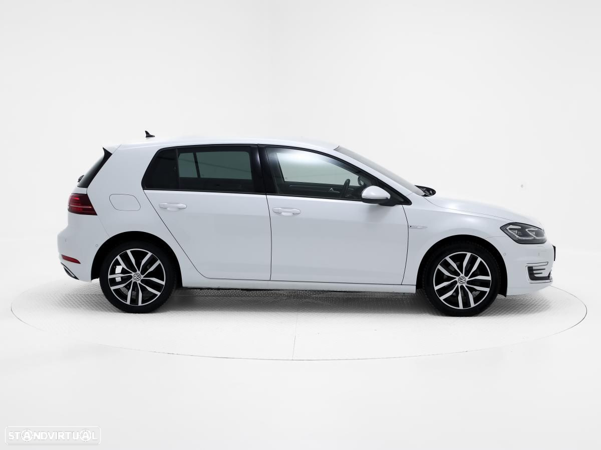 VW e-Golf AC/DC - 2