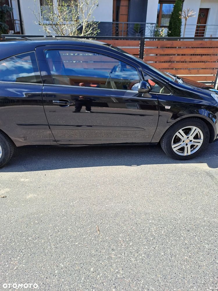 Opel Corsa 1.3 CDTI Essentia - 3