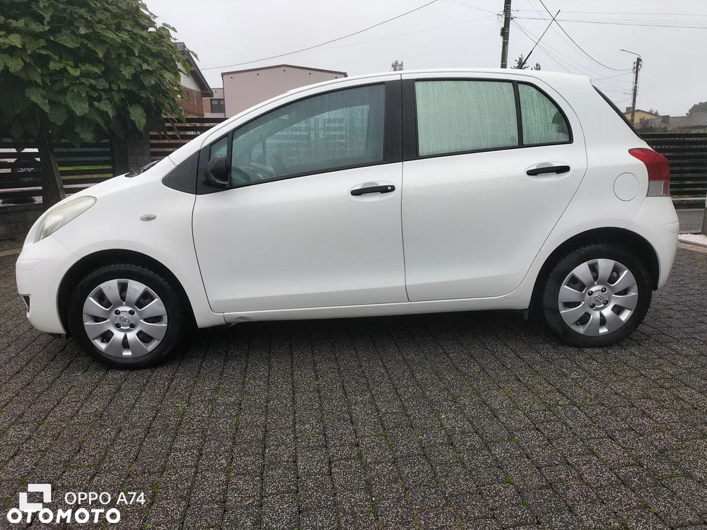 Toyota Yaris 1.0 Luna - 5