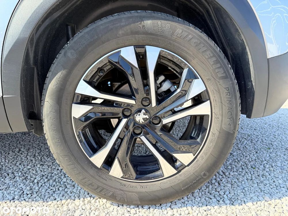 Peugeot 2008 1.2 PureTech Allure S&S EAT8 - 10