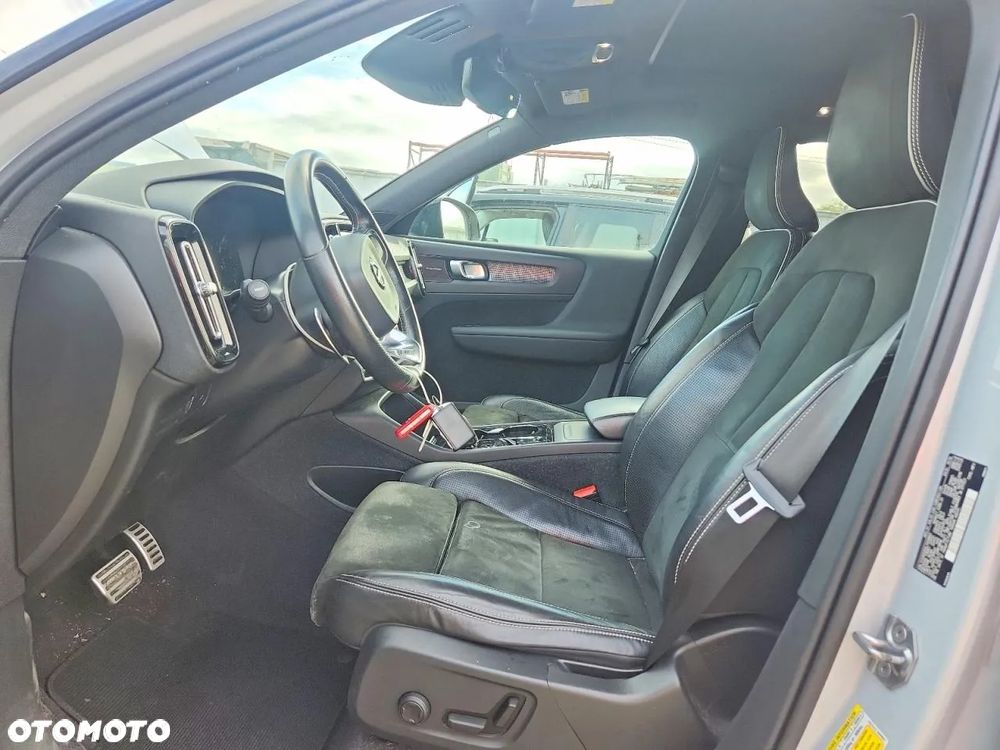 Volvo XC 40 T5 AWD Inscription - 8