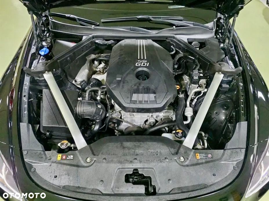 Kia Stinger 2.0 T-GDI GT Line - 6
