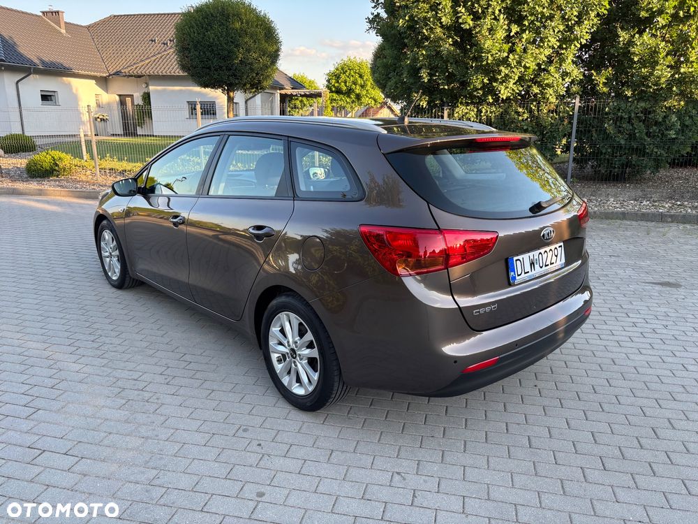 Kia Ceed 1.4 Smart Plus - 5