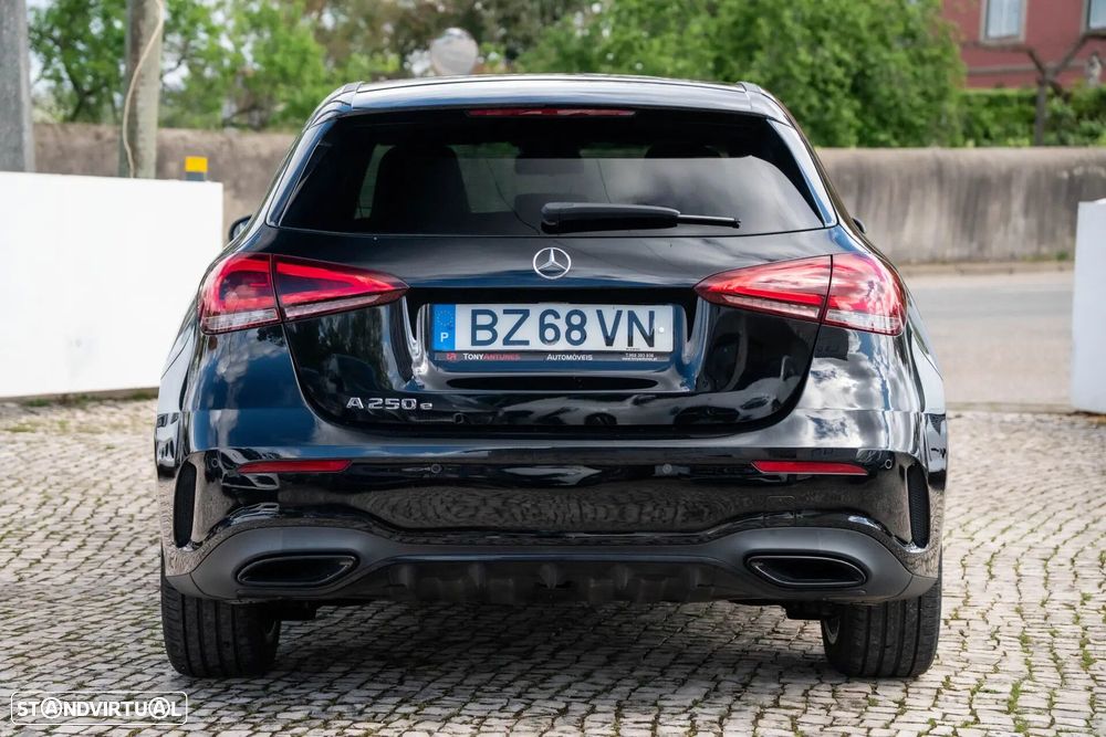 Mercedes-Benz A 250 e 8G-DCT Edition AMG Line - 11