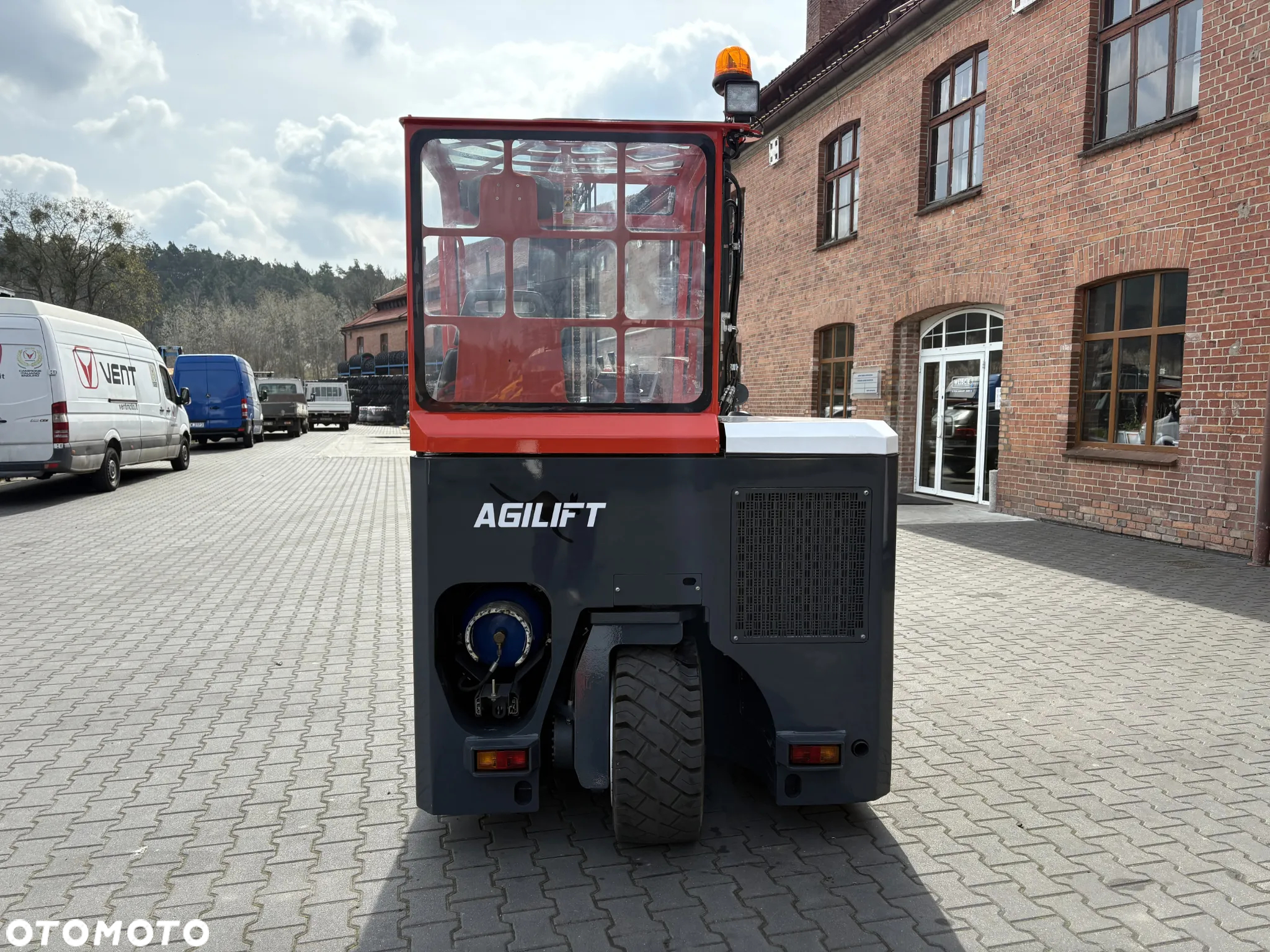 Combilift AMLIFT AGILIFT 40-12/40 GPL - 4