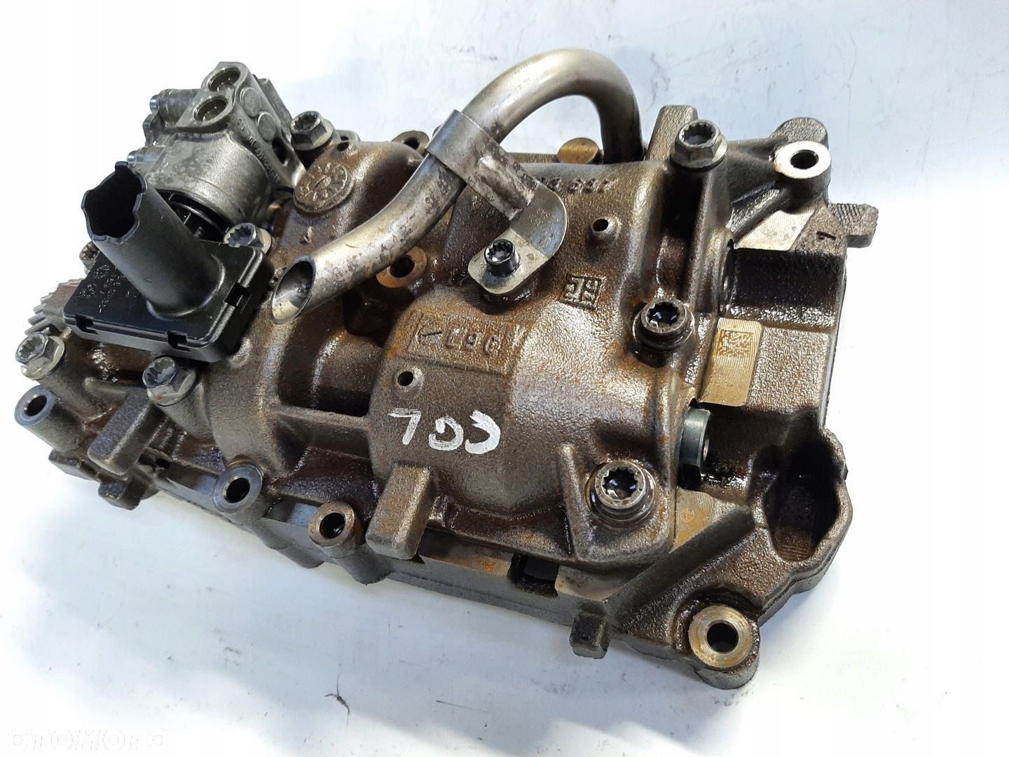 AUDI 2.0TDI POMPA OLEJU CGL 03L103537 03L115153A - 2