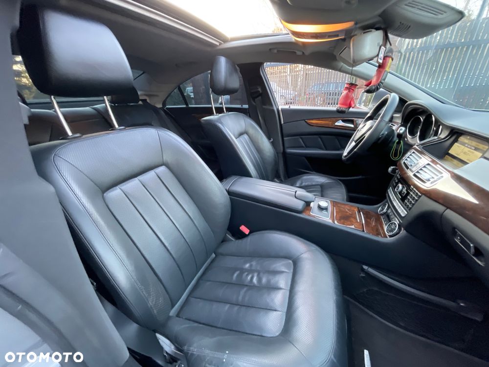 Mercedes-Benz CLS 350 CDI DPF BlueEFFICIENCY 7G-TRONIC Edition 1 - 25