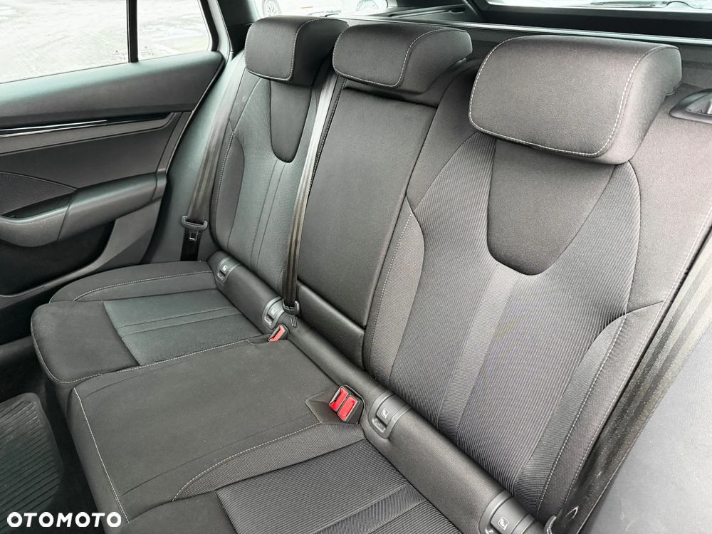 Skoda Octavia 2.0 TSI 4x4 Sportline DSG - 28