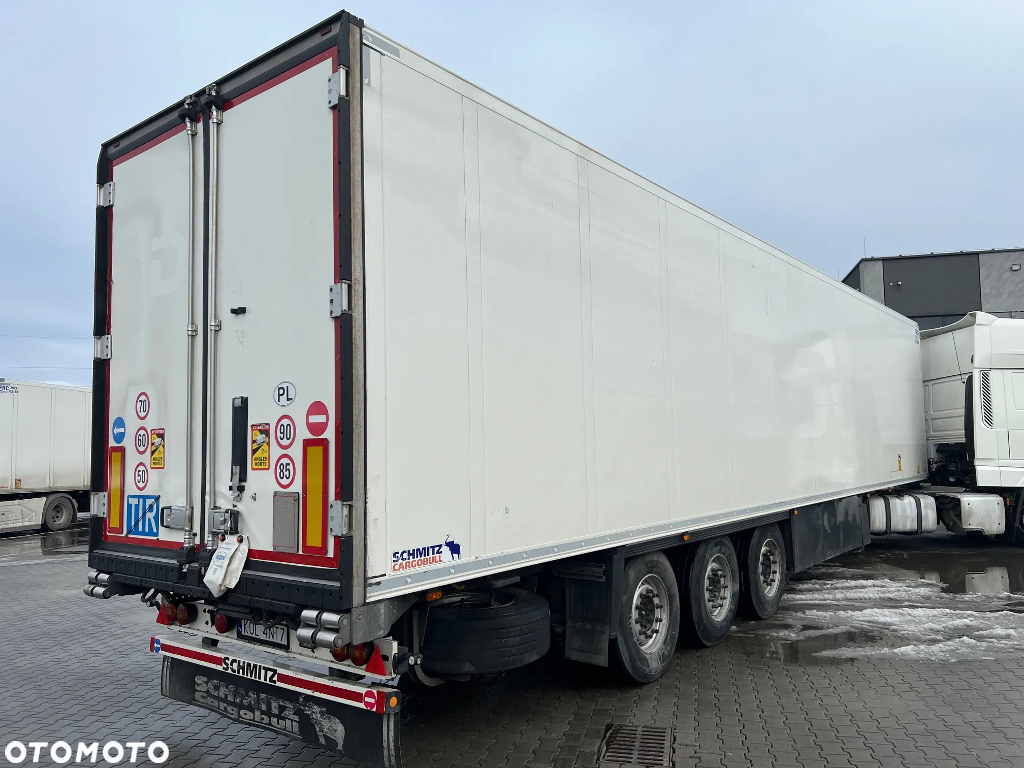 Schmitz Cargobull - 3