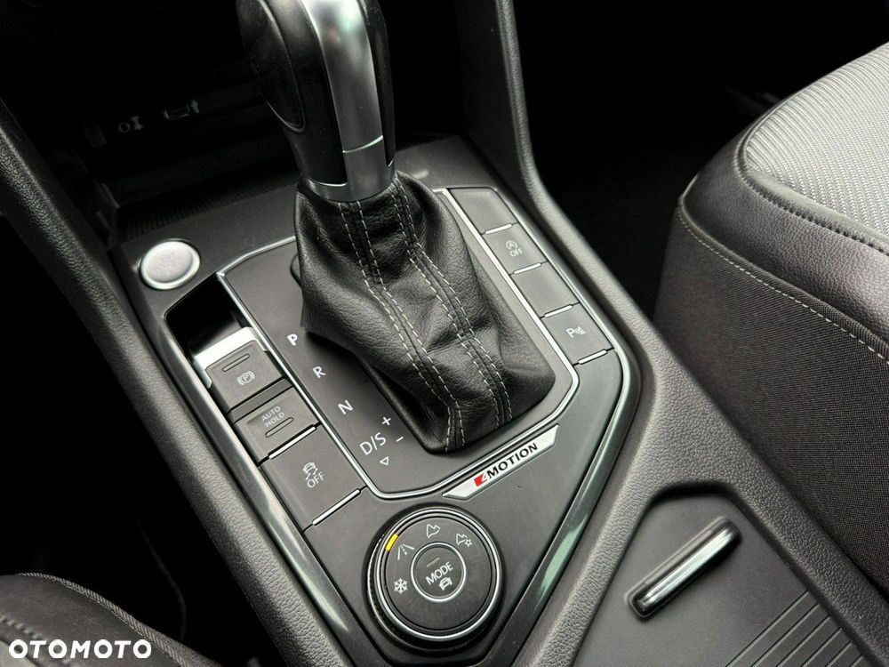 Volkswagen Tiguan 2.0 TSI 4Mot Perfectline R-Style DSG - 19