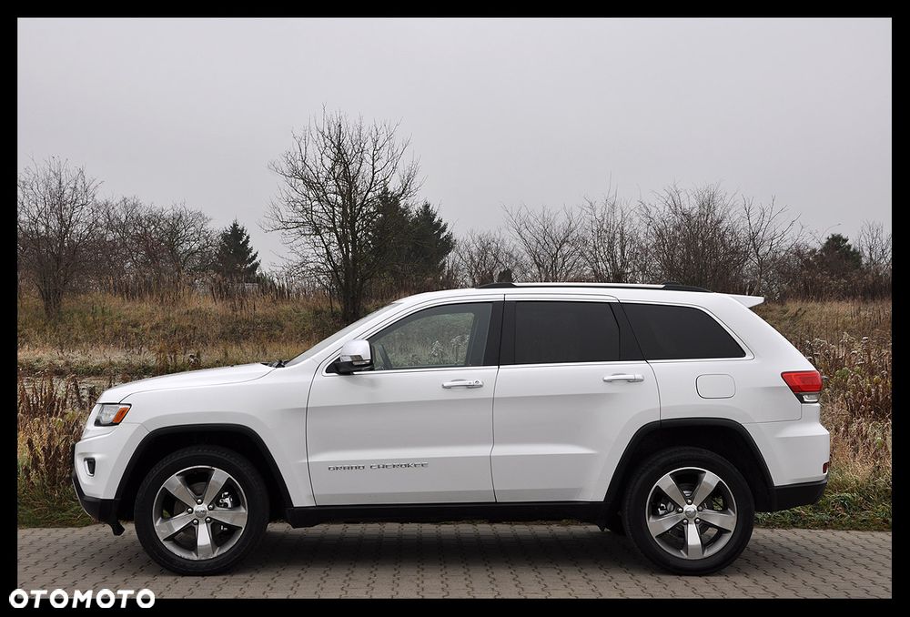 Jeep Grand Cherokee - 13