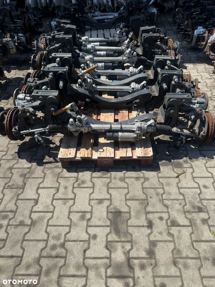 ZWROTNICA KOMPLETNA PRAWA PRZÓD IVECO DAILY OE 5802418101 35C 2014- - 1
