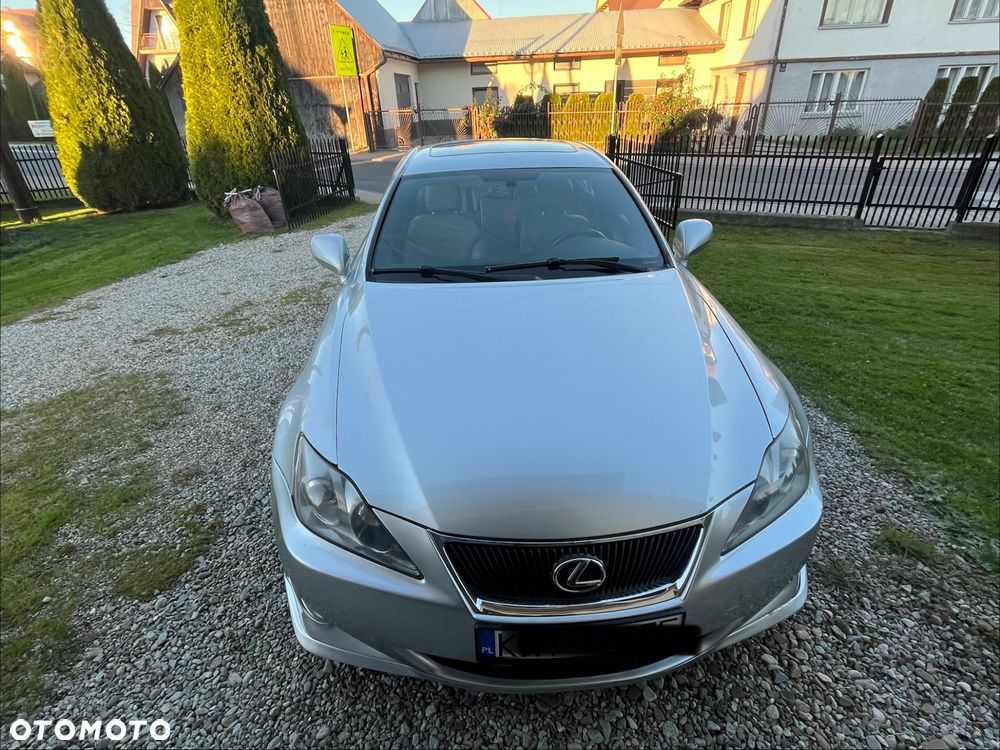 Lexus IS - 5