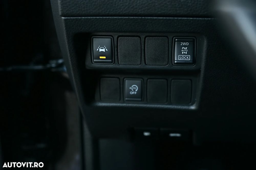 Nissan Qashqai 1.6 DCI ALL-MODE 4x4i TEKNA+ - 17