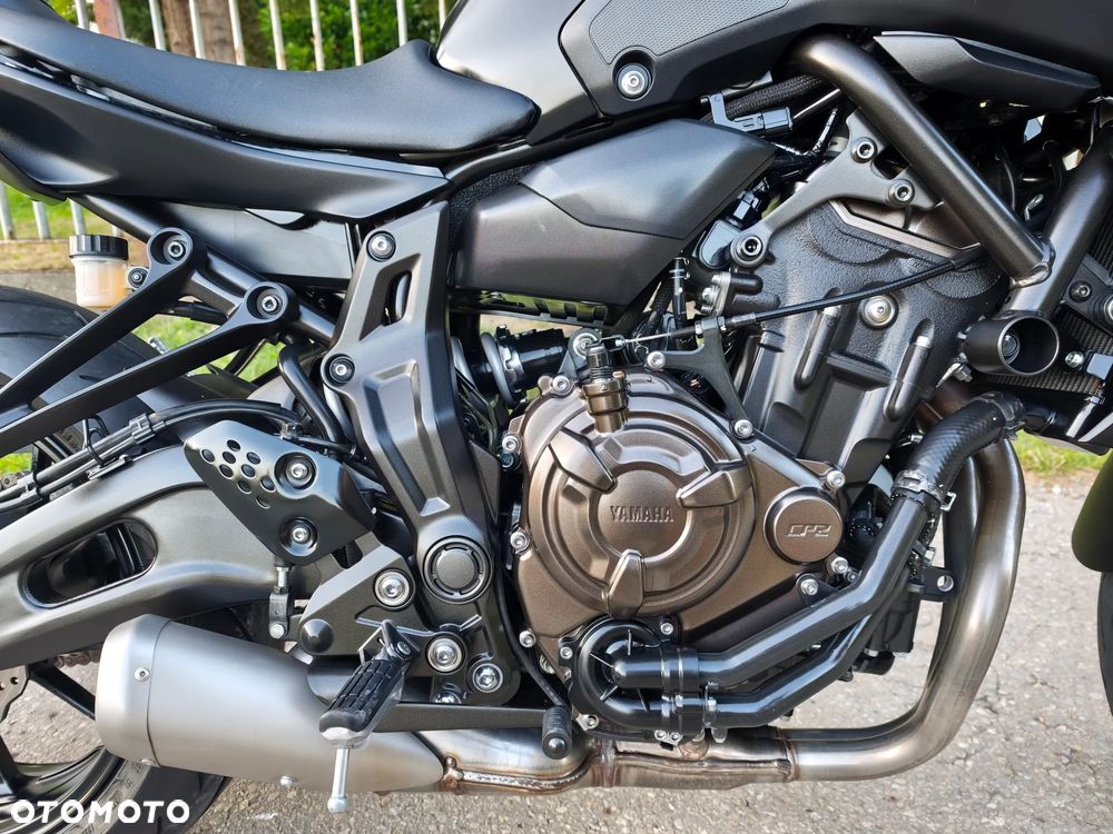 Yamaha MT - 17
