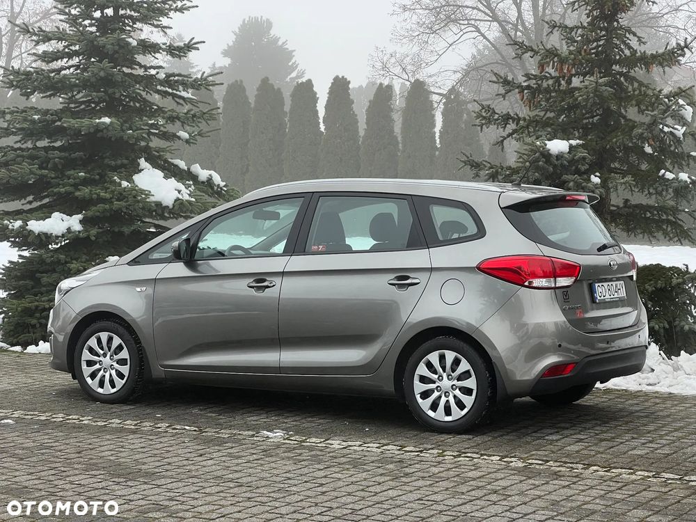 Kia Carens 1.6 GDI L - 4