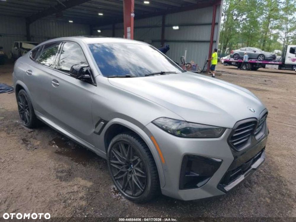 BMW X6M - 8