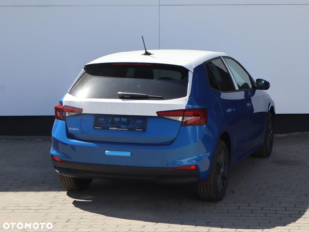Skoda Fabia - 3