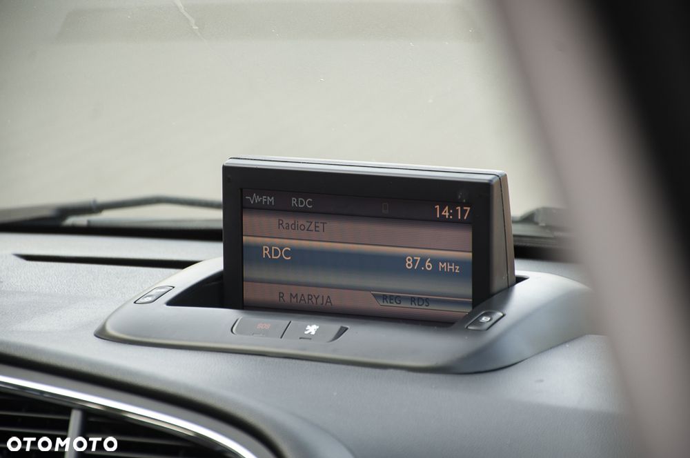 Peugeot 3008 HDi 160 Automatik Business-Line - 22