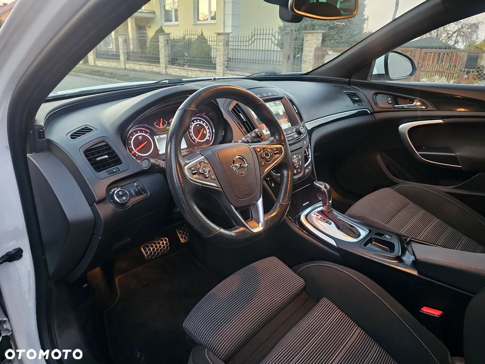 Opel Insignia Sports Tourer 2.0 Direct InjectionTurbo Ultimate - 20