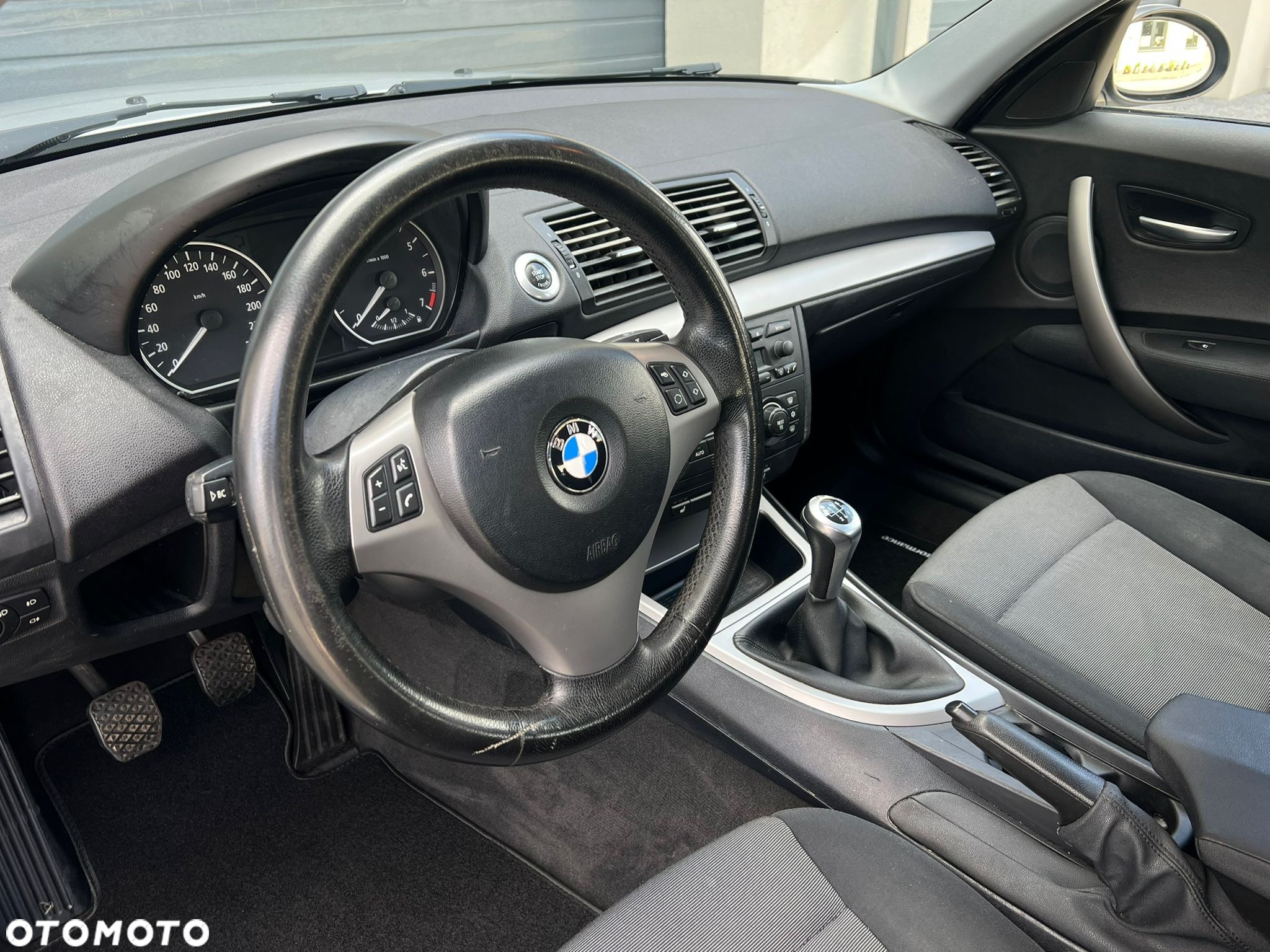 BMW Seria 1 - 17