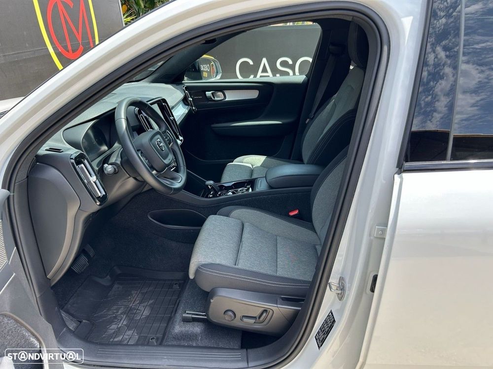 Volvo XC 40 2.0 B3 Plus Dark - 11