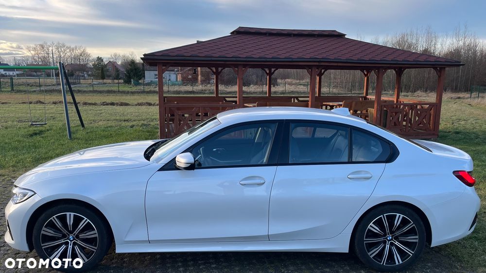 BMW Seria 3 320d Sport Line Shadow sport - 4