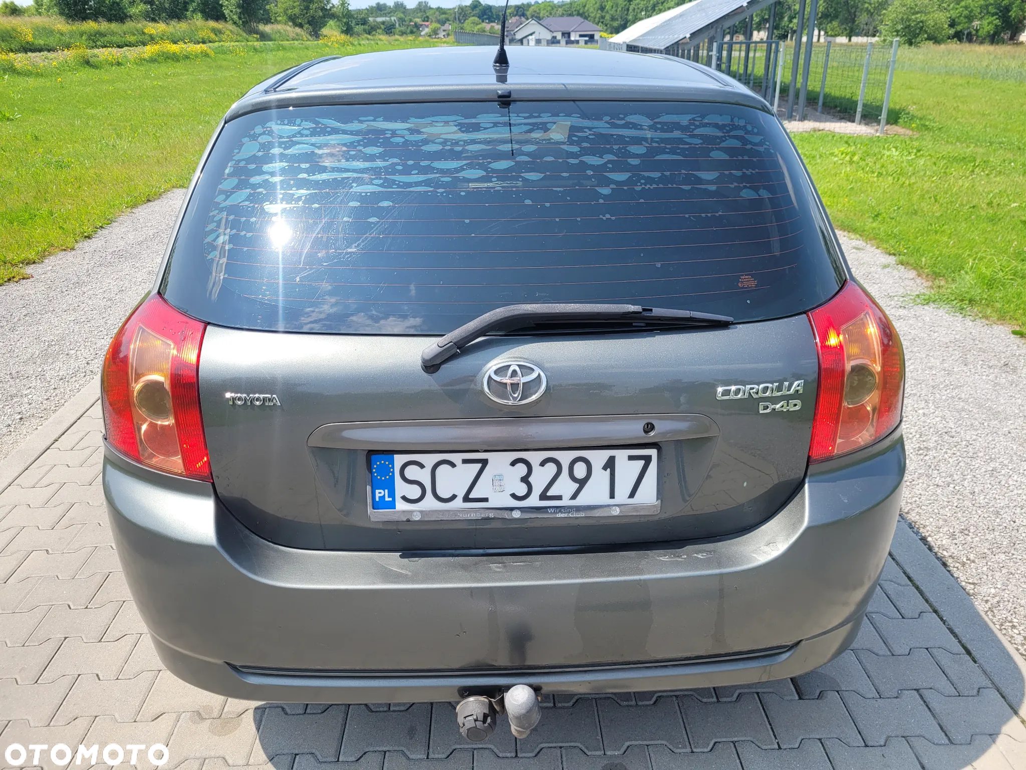 Toyota Corolla - 4