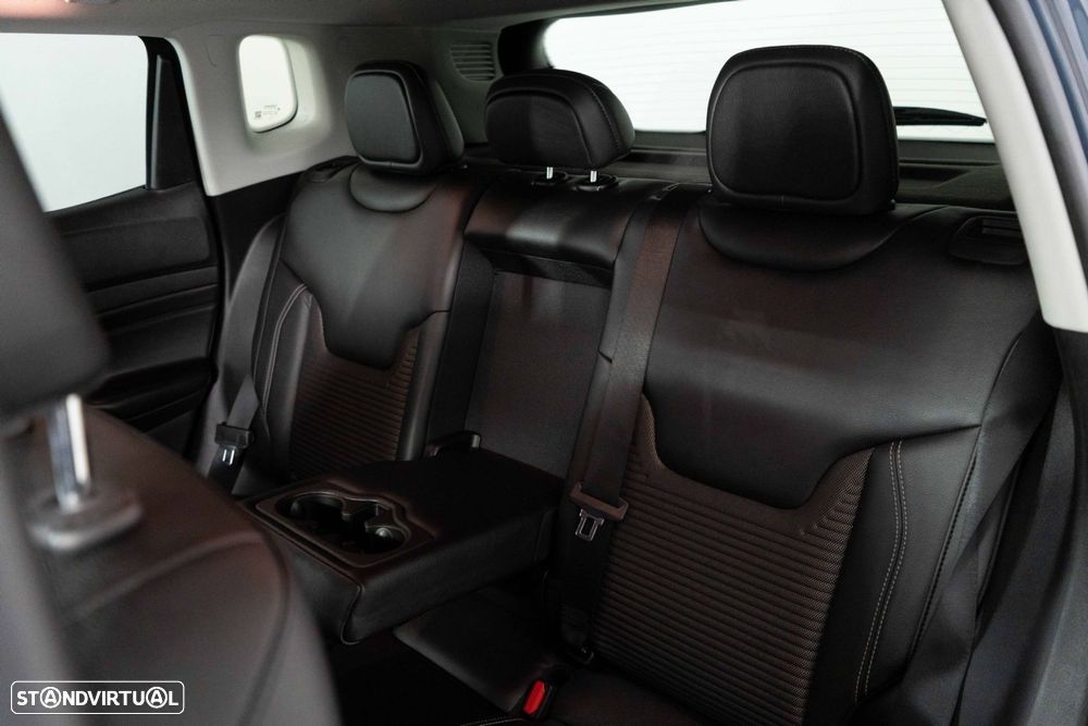 Jeep Compass 1.3 TG Limited - 11