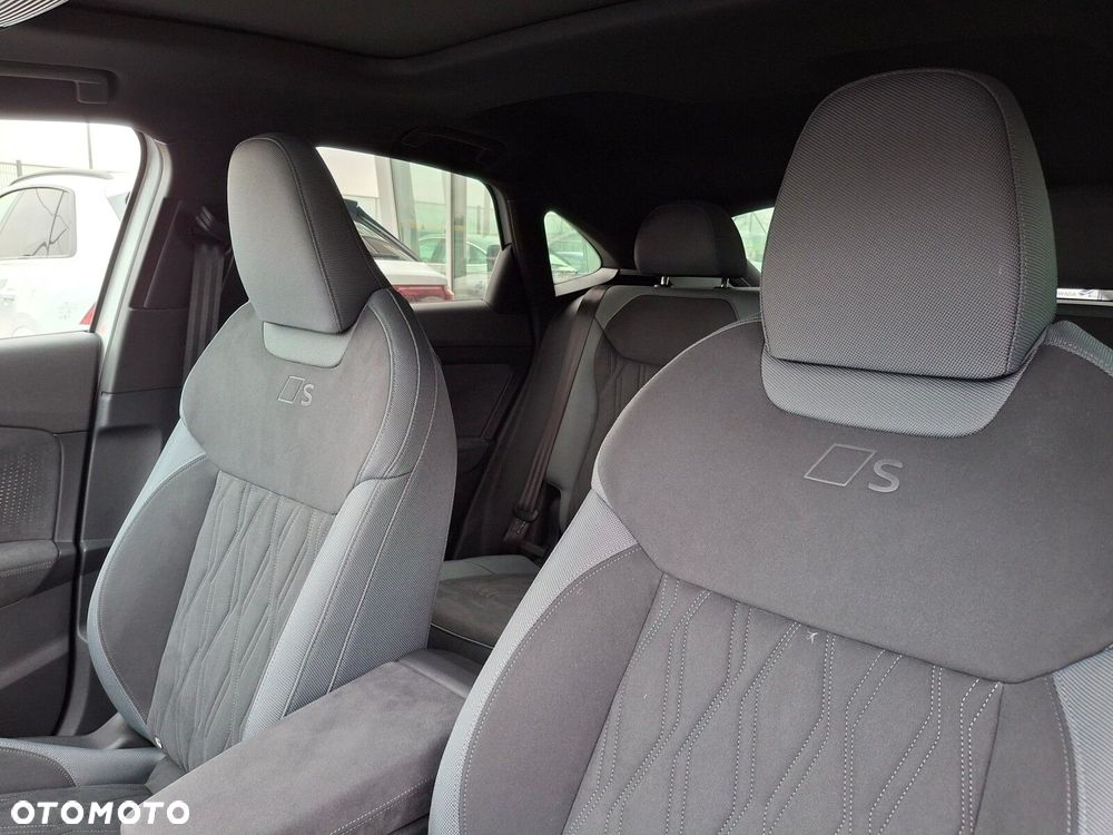 Audi Q3 Sportback - 21