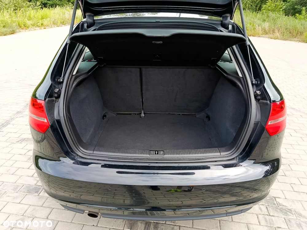 Audi A3 Sportback 1.6 Ambiente - 10