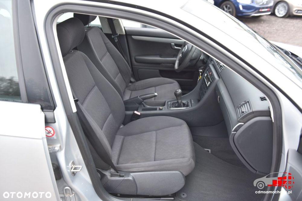 Audi A4 Limousine - 17