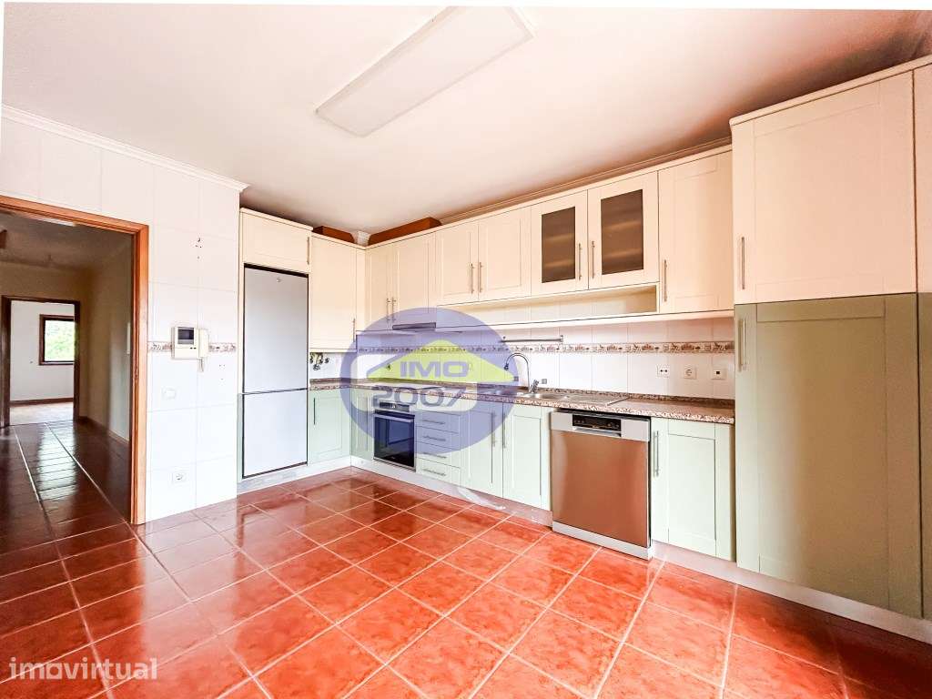 Apartamento T2 Duplex - Grande imagem: 2/26